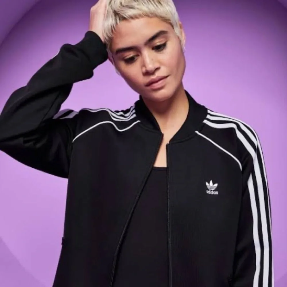 ADIDAS superstar track jacket - Picture 3 of 16